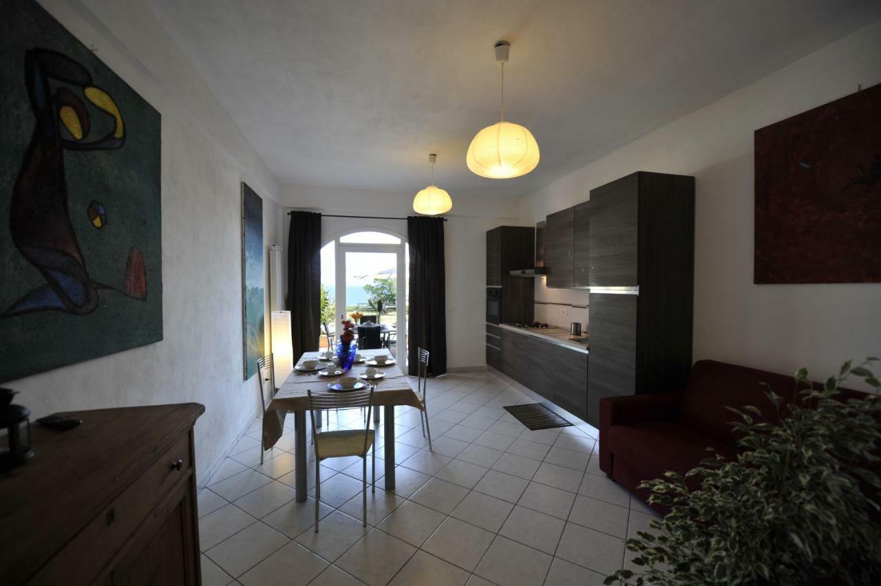 אימפריה Agriturismo La Tuffatrice מראה חיצוני תמונה